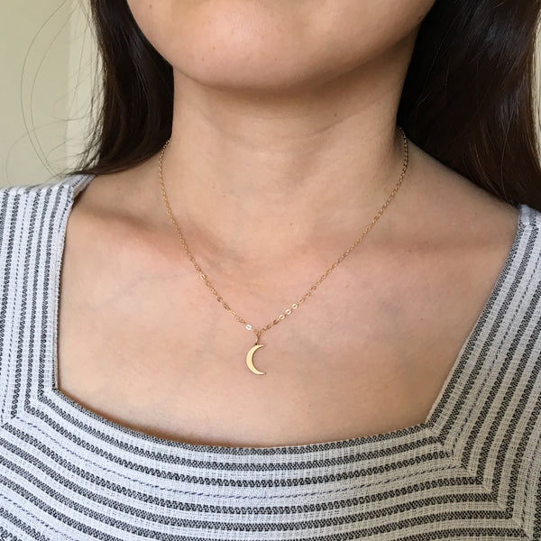 Dainty Crescent Moon Necklace