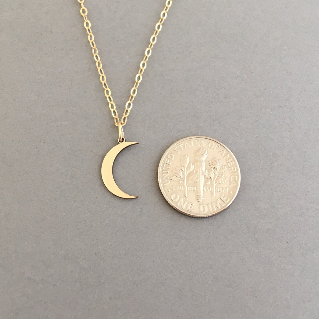 Dainty sales moon necklace