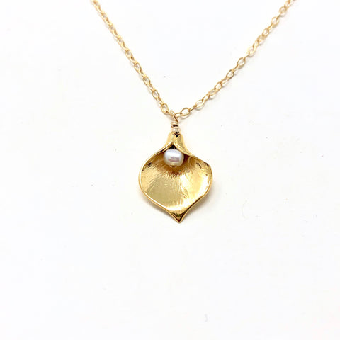 Calla Lily Petal With Stone Necklace