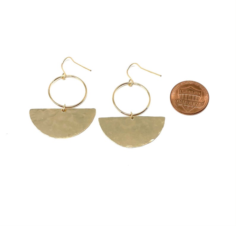 Hammered Gold Disc Leverback Earrings – julie garland jewelry